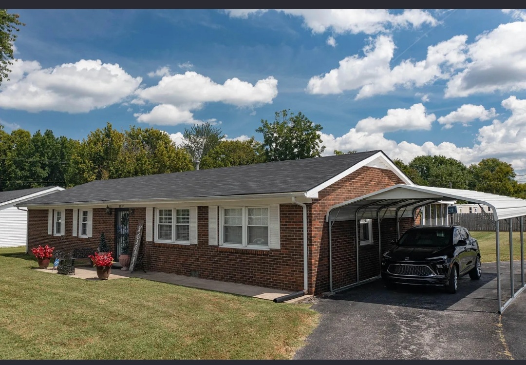 BEAUTIFUL UPDATED HOUSE